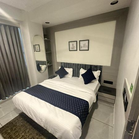 Hotel Asiana Sky Motera Ahmedabad Ngoại thất bức ảnh