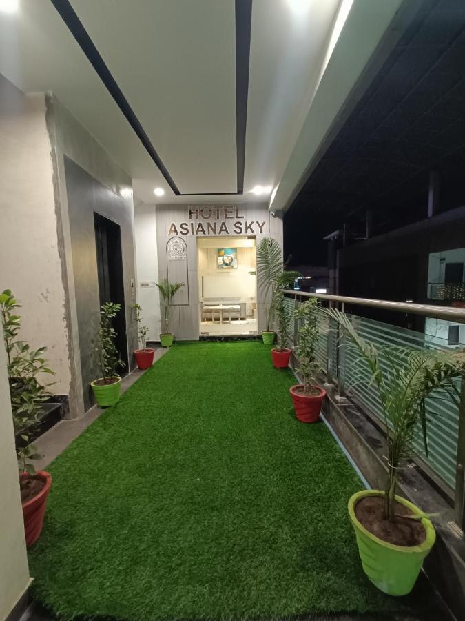 Hotel Asiana Sky Motera Ahmedabad Ngoại thất bức ảnh